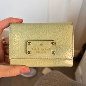 Kate spade key chain wallet